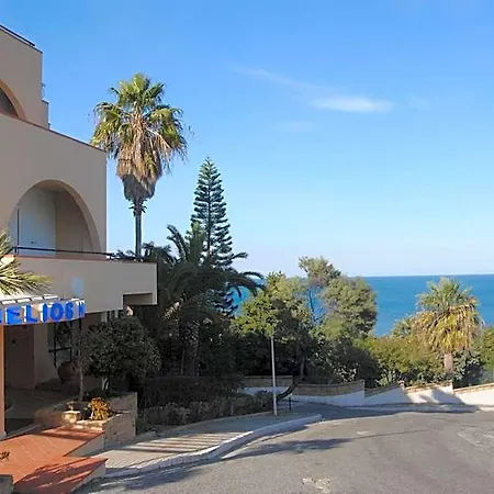 Helios 4* Crotone
