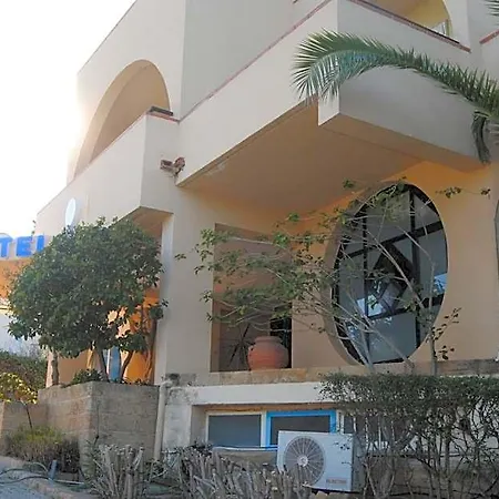 Helios Hotel 4*